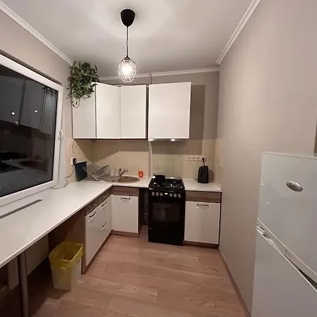 Cozy Close To Airport *